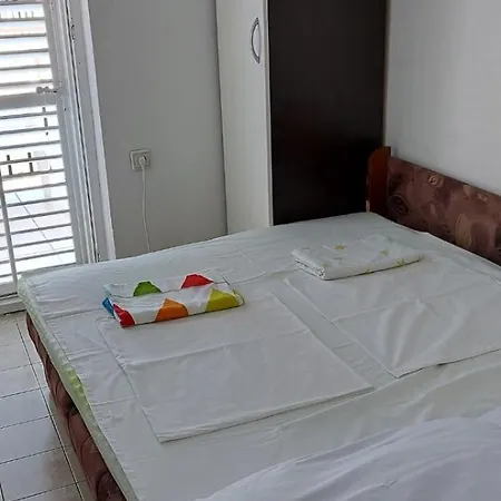 Iva I Marko Apartman Marina