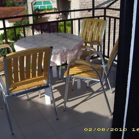 Apartment Iva I Marko Marina
