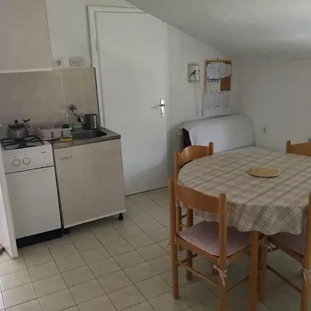 Apartment Iva I Marko Marina