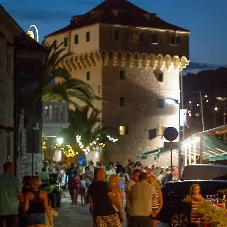 Iva I Marko Apartman Marina